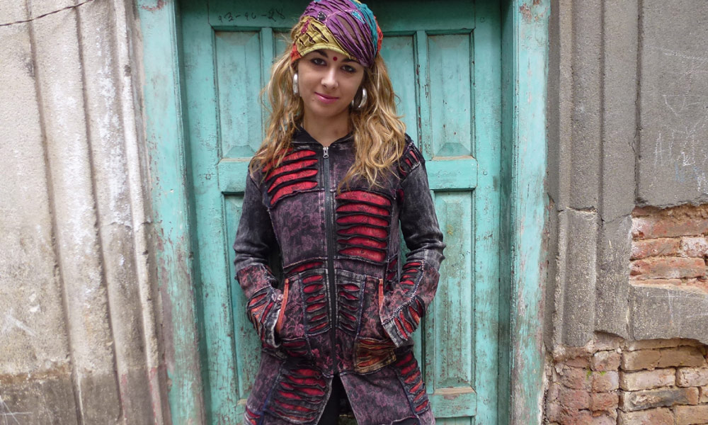 Long razor cut hippie hoodie from Nepal