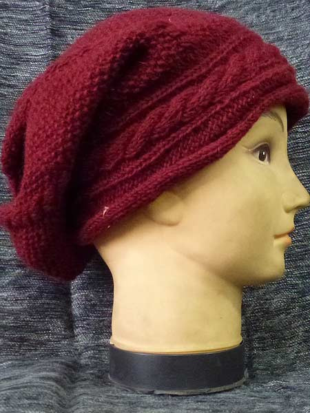Maroon slouchy beanie