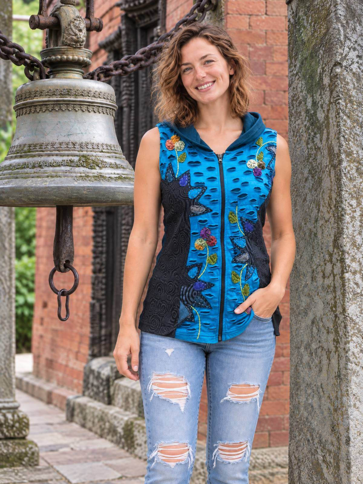 Sleeveless hoodie Nepal