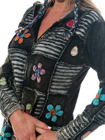 Hippie-chic in black