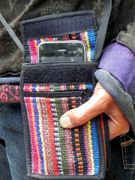 Tibetan mobile pouch