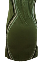 Curvaceous chic